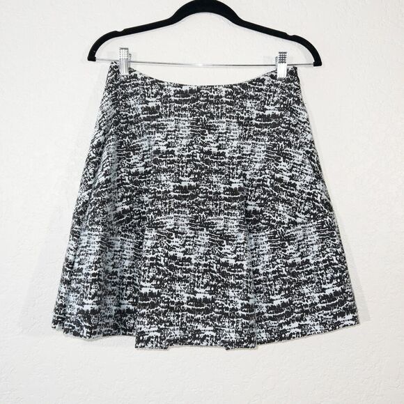 Jonathan Simkhai Blue & Black Patterned Thick Pleated Skirt Size 2
